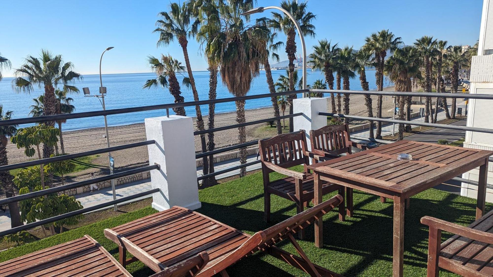 Loft Con Gran Terraza En Primera Linea De Playa มาลากา ภายนอก รูปภาพ